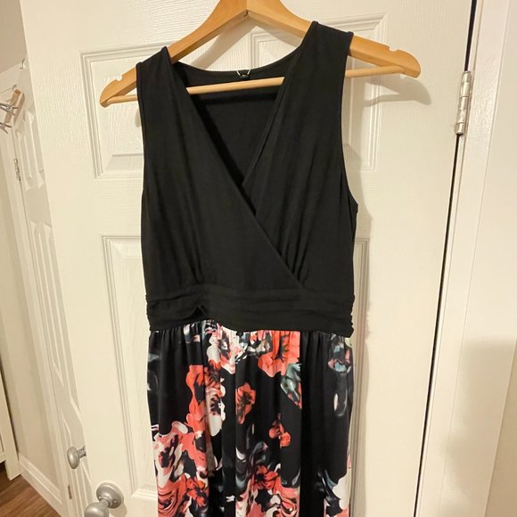 Ouges  -  maxi dress, size large . Brand new - Picture 2 of 9